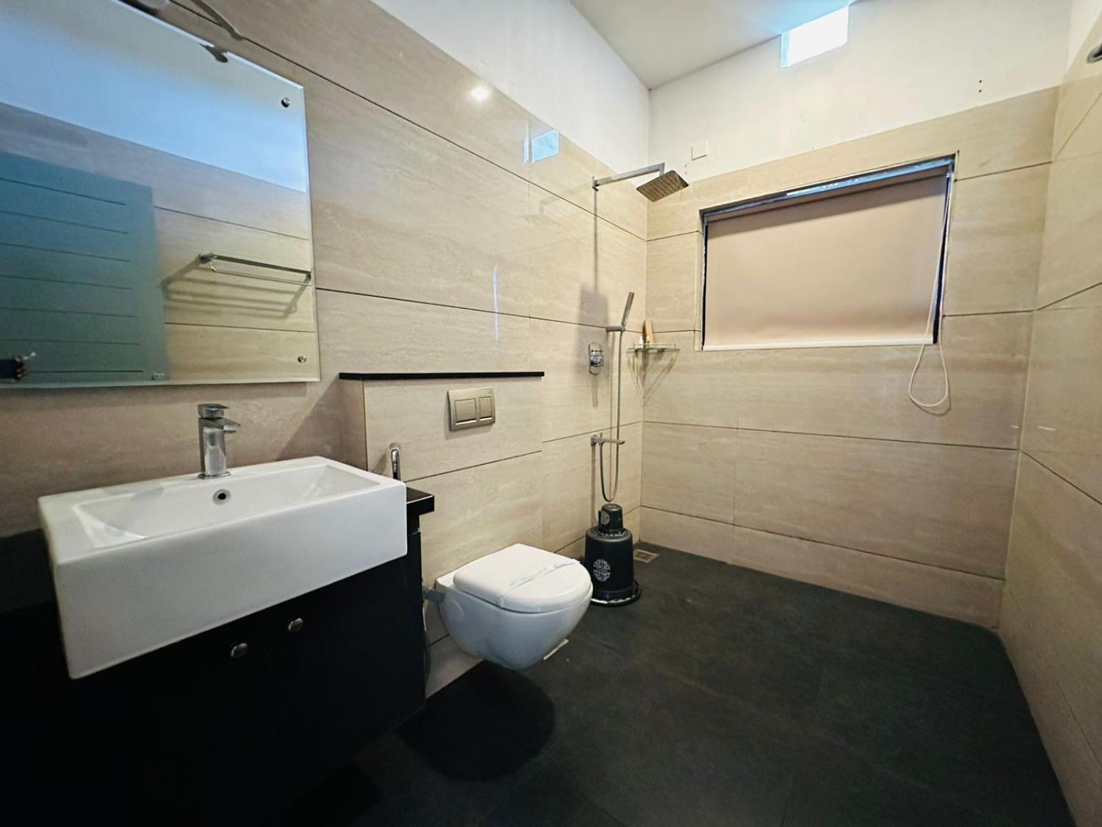 Tarang Holiday Homes ไวทีรี ภายนอก รูปภาพ